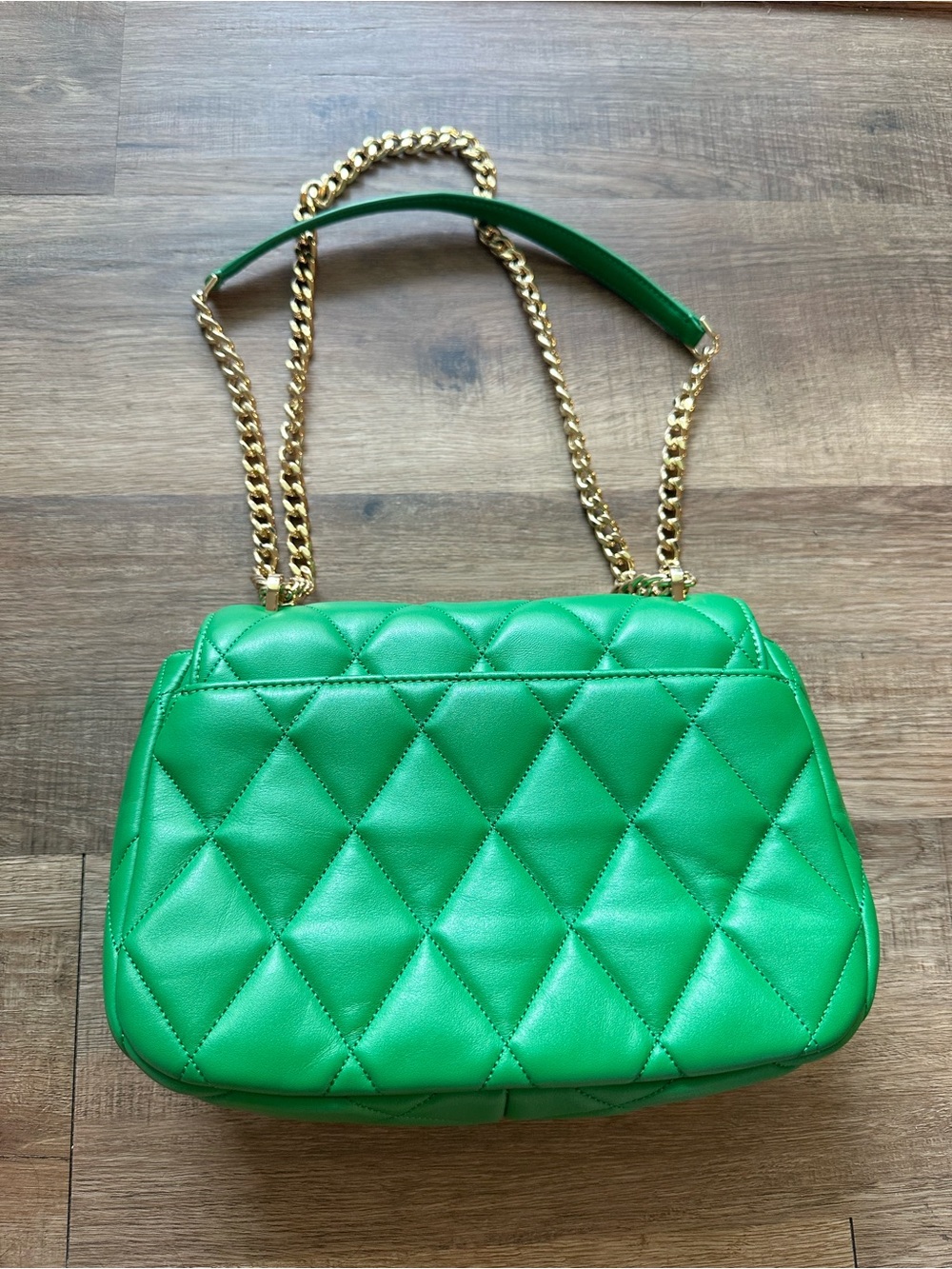 Green Quilted Kate Spade Shoulder Bag with Gold Hardware - Picture 2 of 4